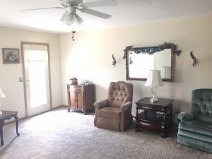 1606 E Turkey Run Dr, Newark, OH 43055 photo 7
