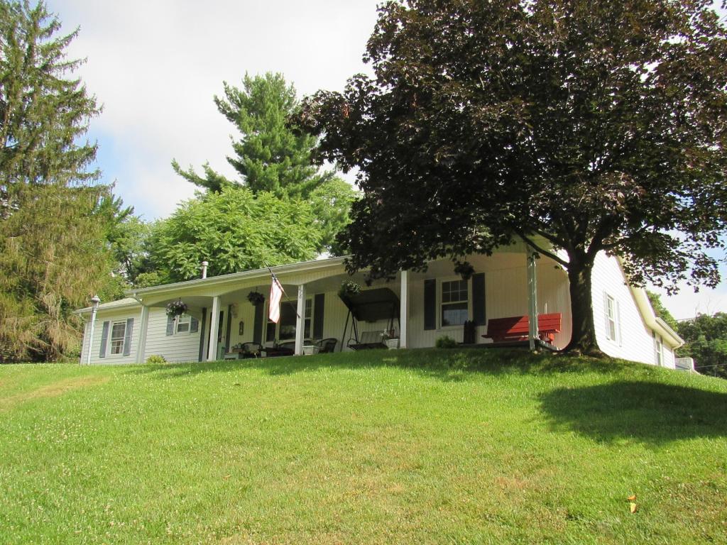 278 Michelle St, Logan, OH 43138 photo 1