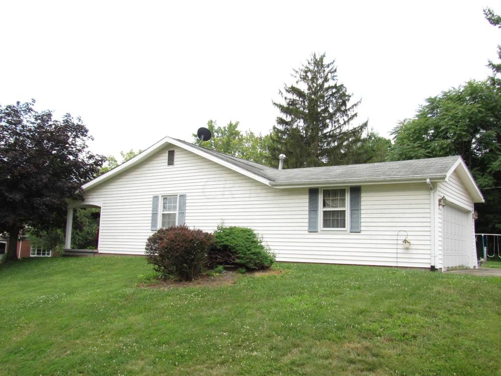 278 Michelle St, Logan, OH 43138 photo 7