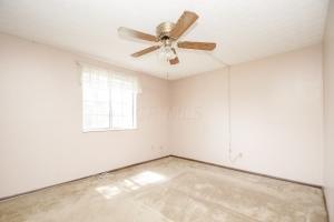 5909 Baytree Dr, Galloway, OH 43119 photo 17