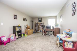 655 Cobblestone Dr, Delaware, OH 43015 photo 15