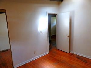 1656 E Maynard Ave, Columbus, OH 43219 photo 14