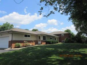 232 Greer Dr E, Newark, OH 43055 photo 1