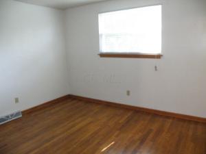 2599 Lipton Rd, Columbus, OH 43232 photo 12