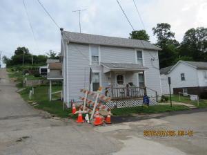 404 Oak St, Logan, OH 43138 photo 2