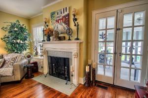 116 E Union St, Circleville, OH 43113 photo 10