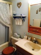 8490 Stout Rd, Circleville, OH 43113 photo 9