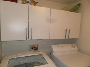 1402 Ithaca Dr, Columbus, OH 43228 photo 9