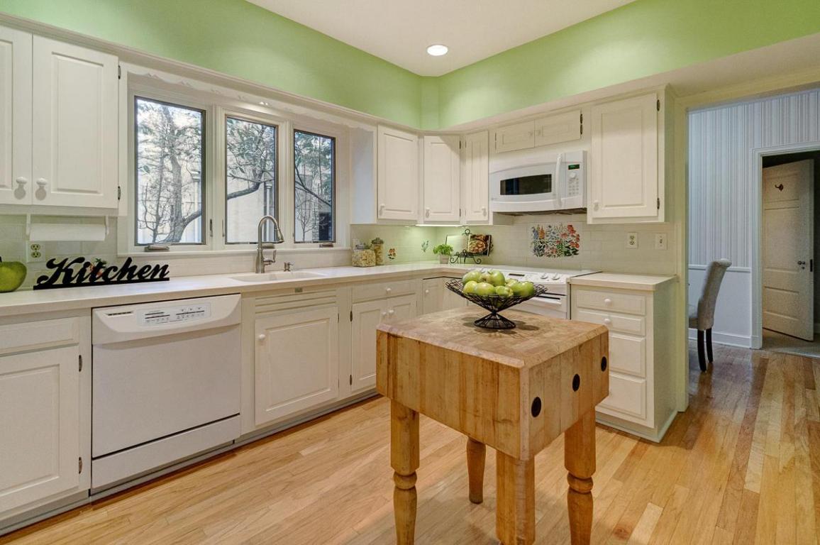 65 Ashbourne Rd, Bexley, OH 43209 photo 9