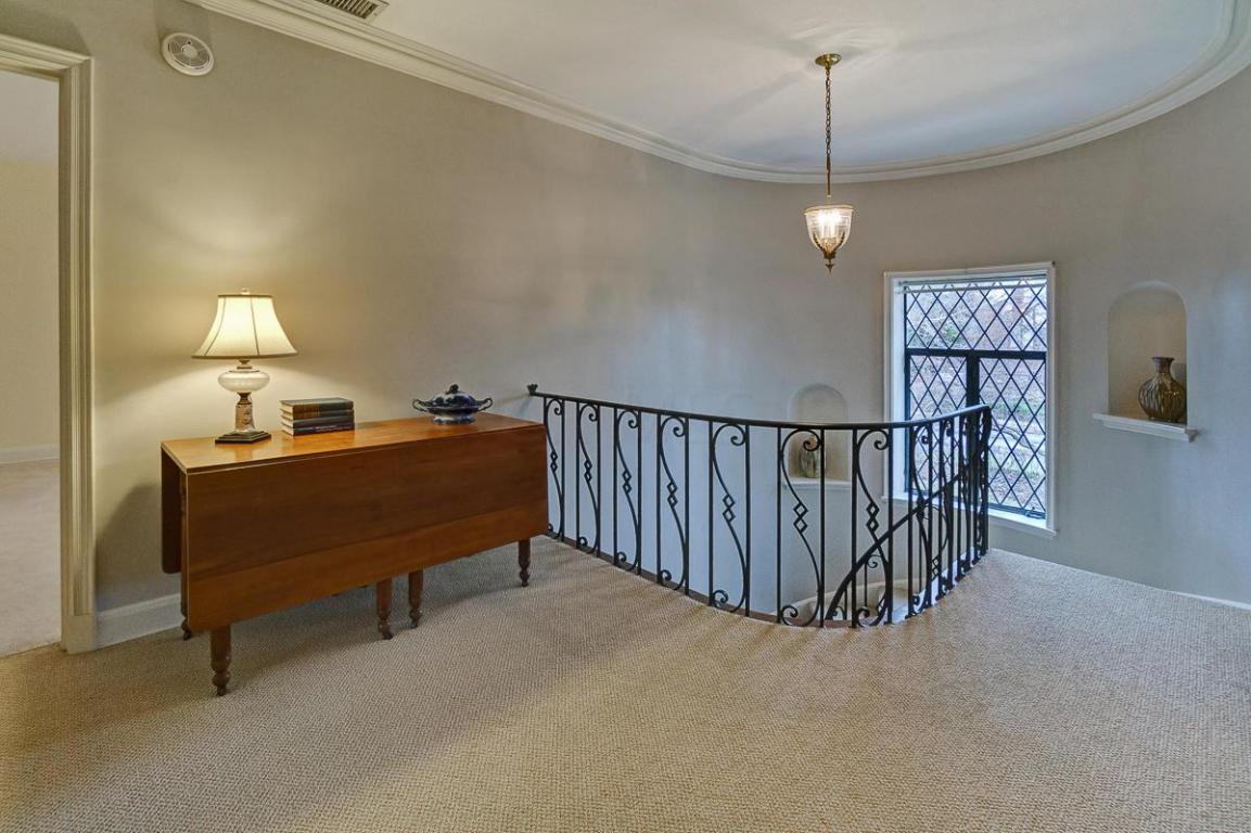 65 Ashbourne Rd, Bexley, OH 43209 photo 17