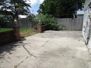 337 E Franklin St, Circleville, OH 43113 photo 4