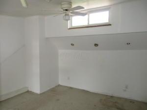 337 E Franklin St, Circleville, OH 43113 photo 16