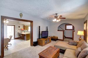 145 E Pacemont Rd, Columbus, OH 43202 photo 7