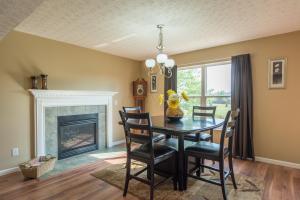 154 Harvard Loop, Delaware, OH 43015 photo 9