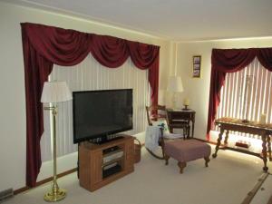776 Laura Dr, Marion, OH 43302 photo 4