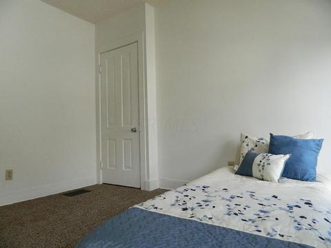 439 E Main St, Newark, OH 43055 photo 11