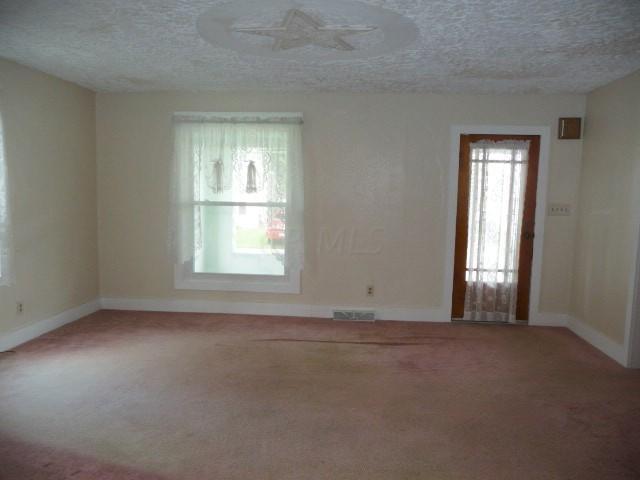 79 E Pratt St, Johnstown, OH 43031 photo 6
