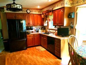 368 Derby Downs Rd, Newark, OH 43055 photo 3