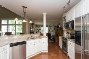 6898 Foresthaven Loop, Dublin, OH 43016 photo 15