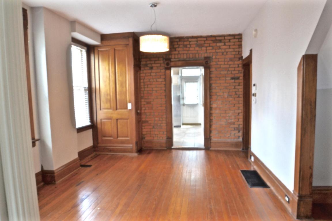 119 E Kossuth St, Columbus, OH 43206 photo 9