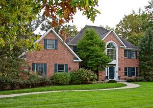 10201 Sylvian Dr, Dublin, OH 43017 photo 1