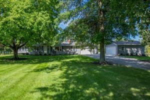 8340 Steitz Rd, Powell, OH 43065 photo 1