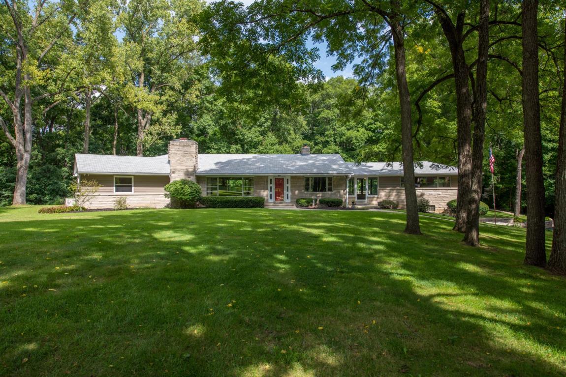 5880 Beechview Dr E, Worthington, OH 43085 photo 3