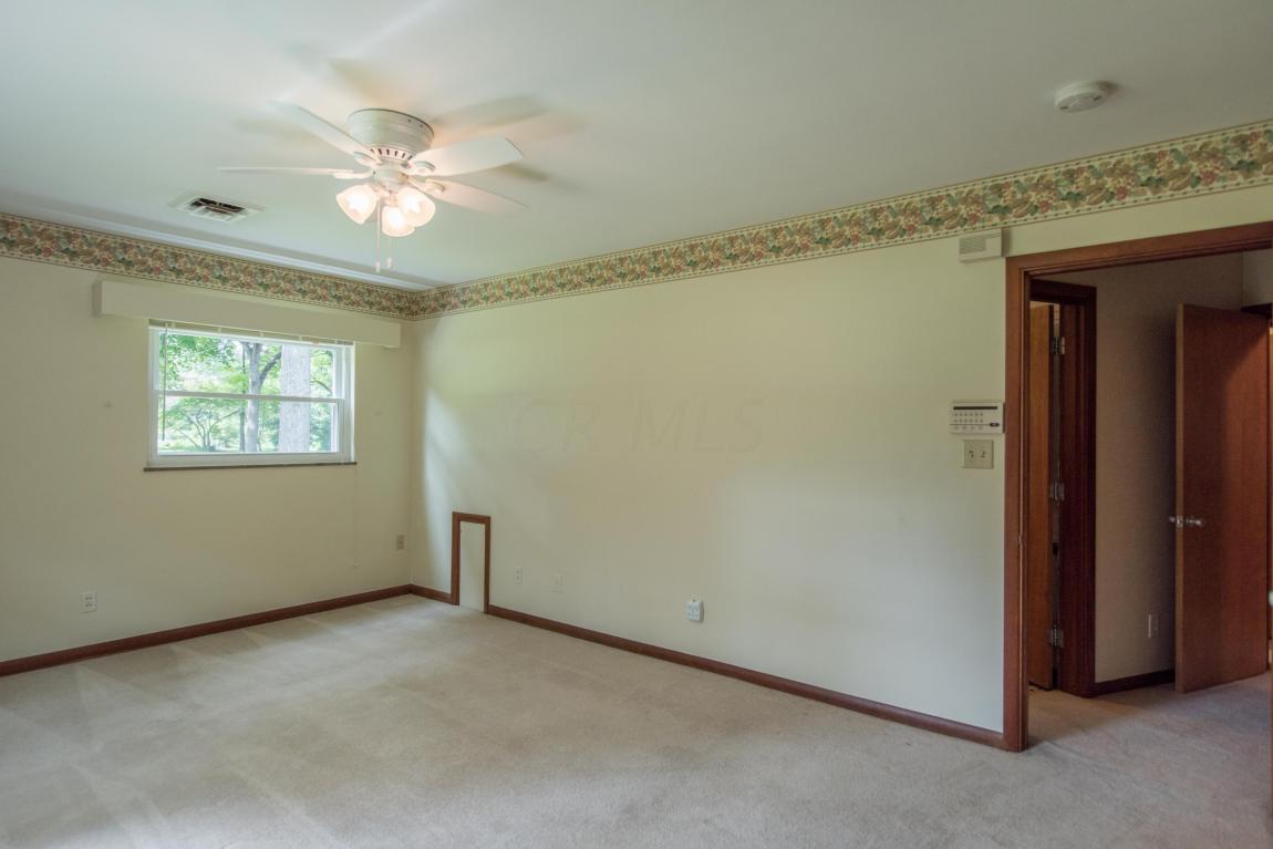 5880 Beechview Dr E, Worthington, OH 43085 photo 37