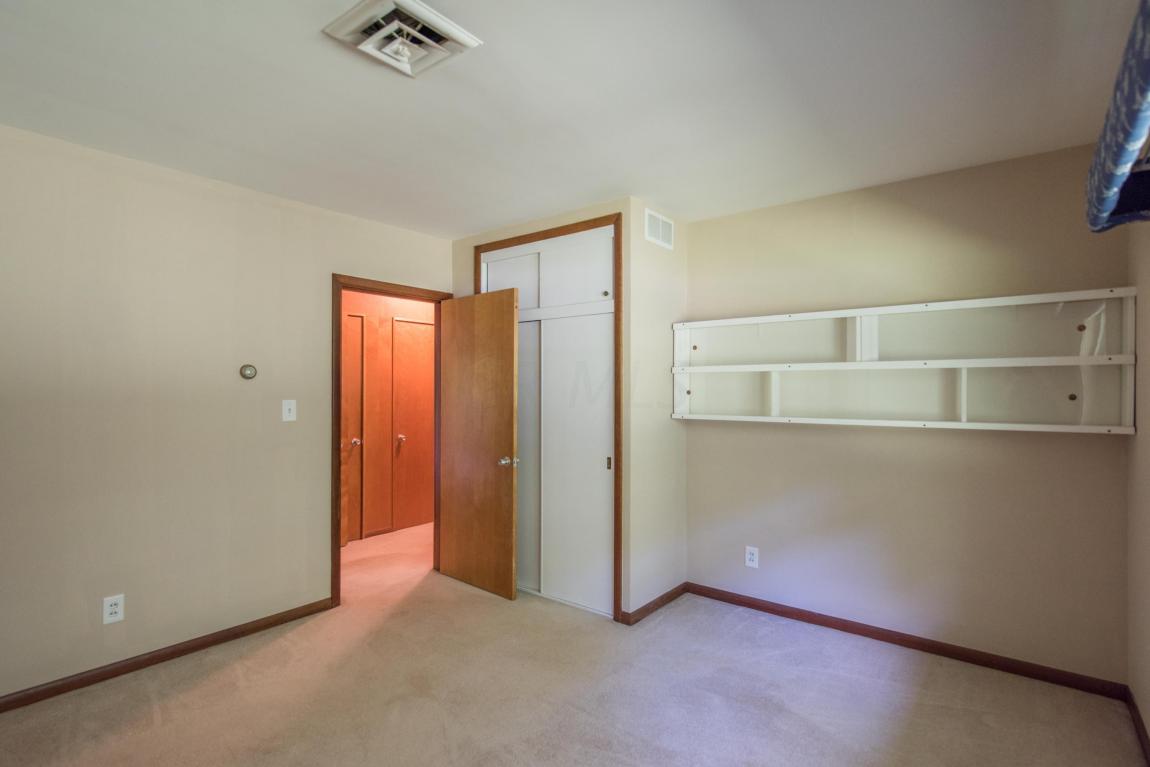 5880 Beechview Dr E, Worthington, OH 43085 photo 35