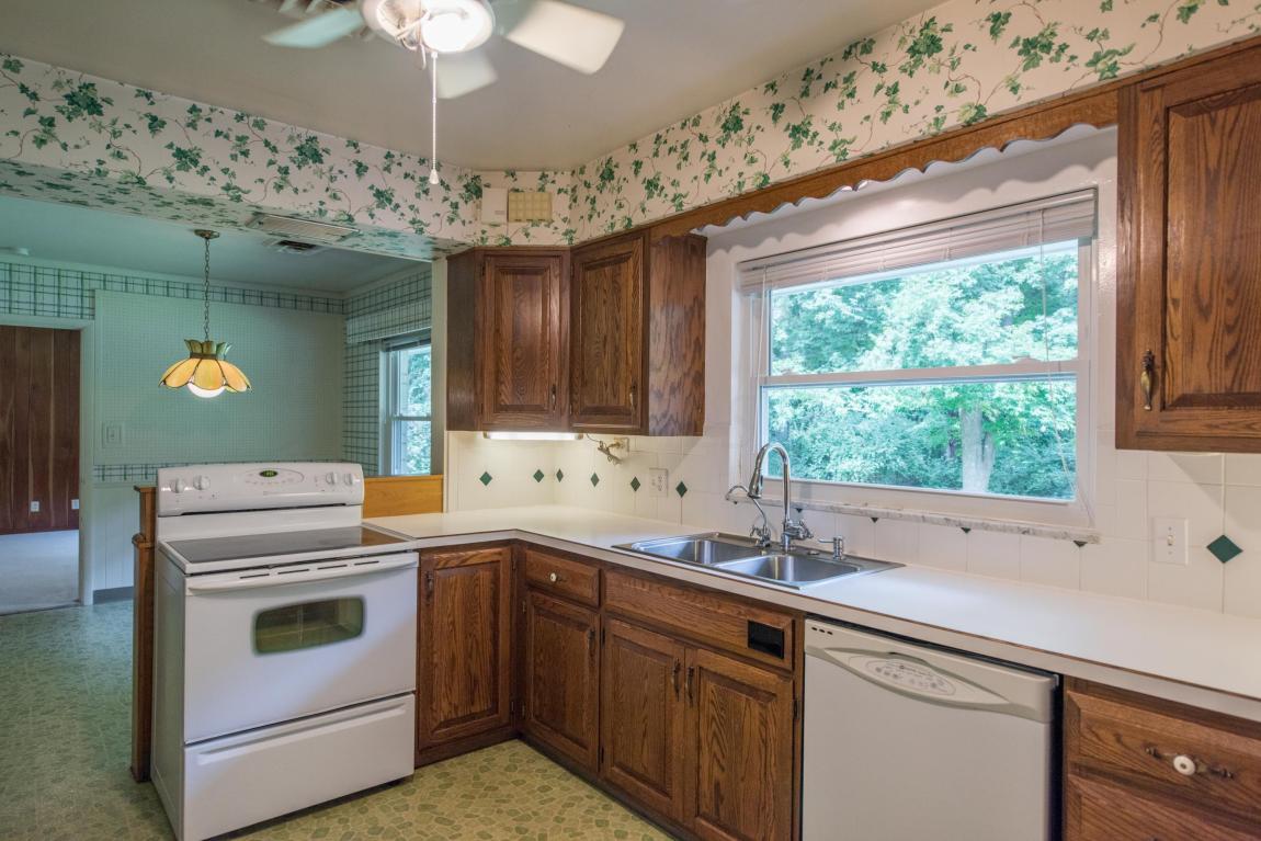 5880 Beechview Dr E, Worthington, OH 43085 photo 13