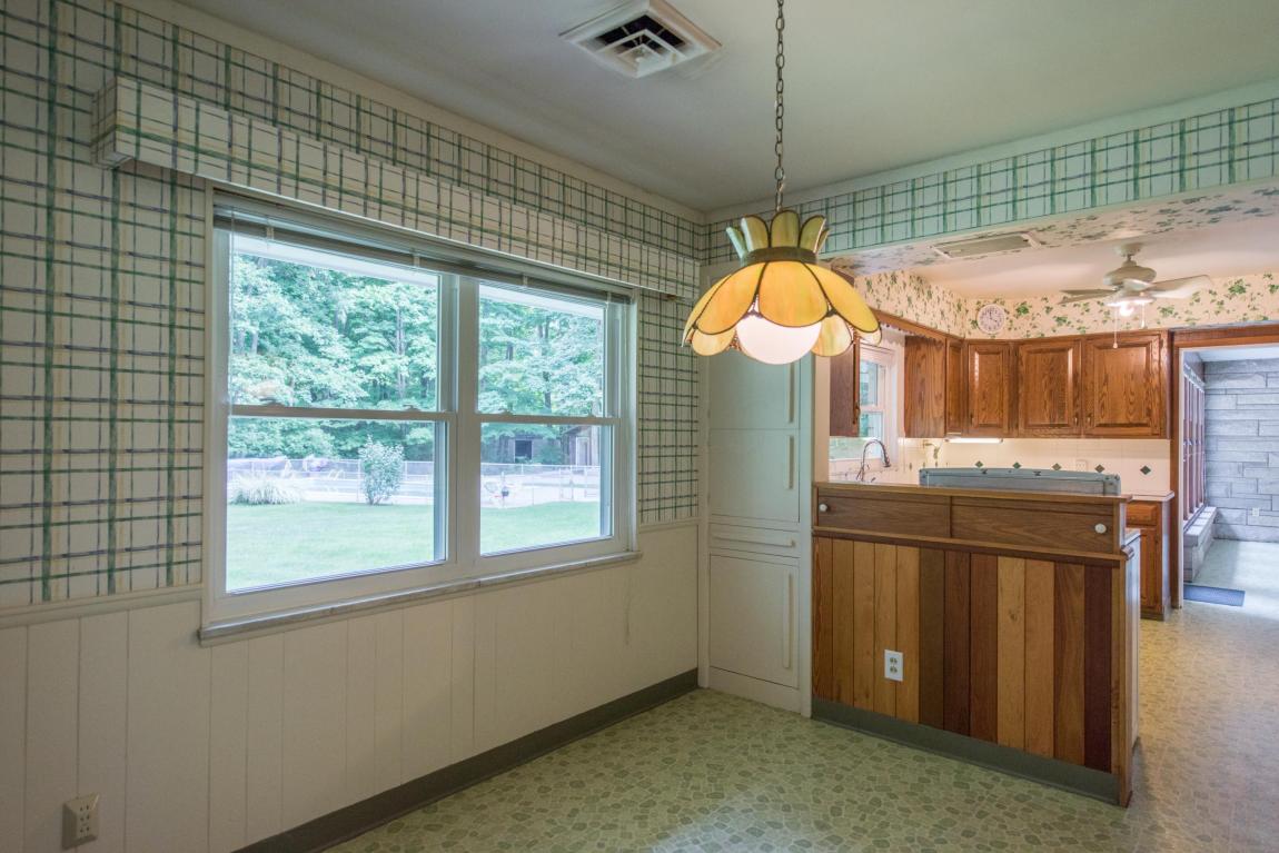 5880 Beechview Dr E, Worthington, OH 43085 photo 10
