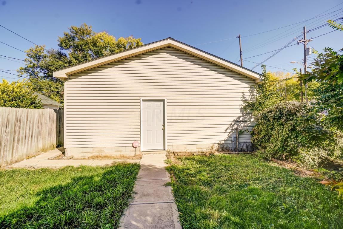 406 E Markison Ave, Columbus, OH 43207 photo 22