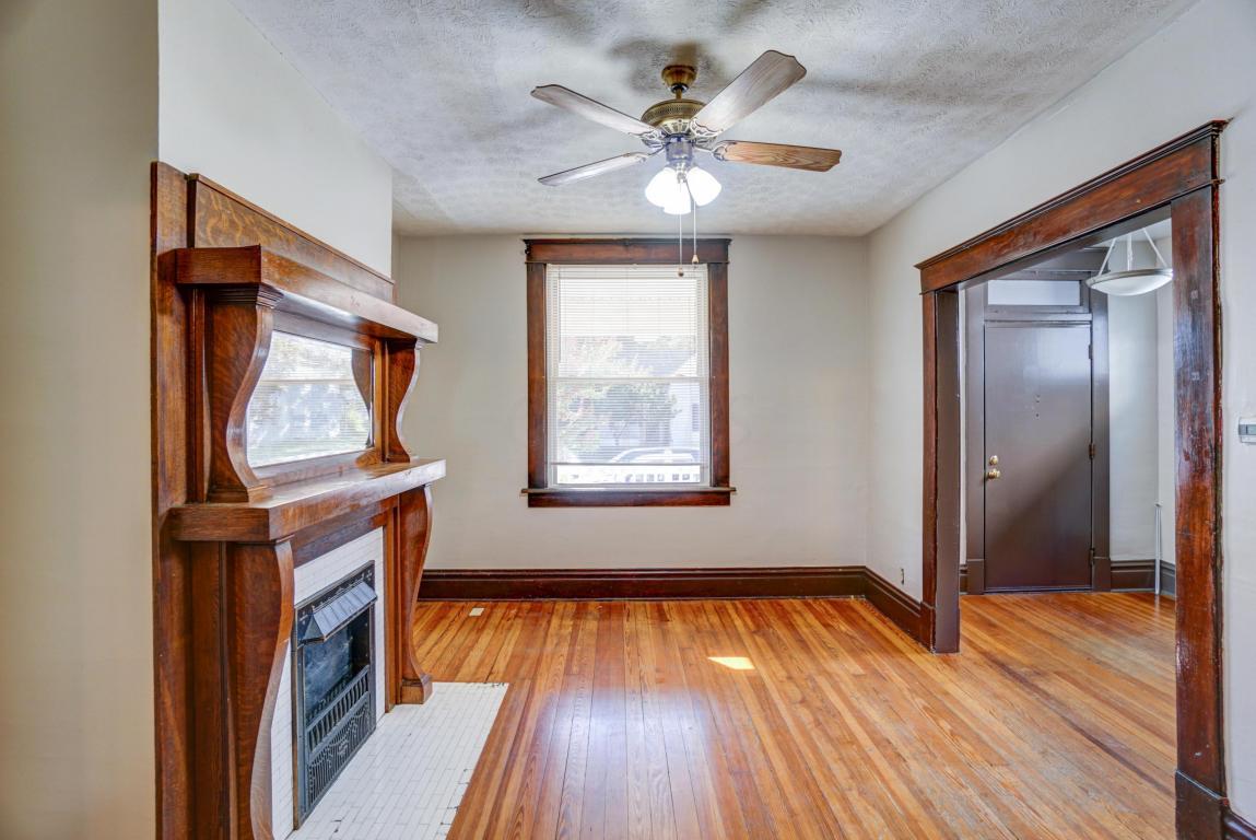 406 E Markison Ave, Columbus, OH 43207 photo 4