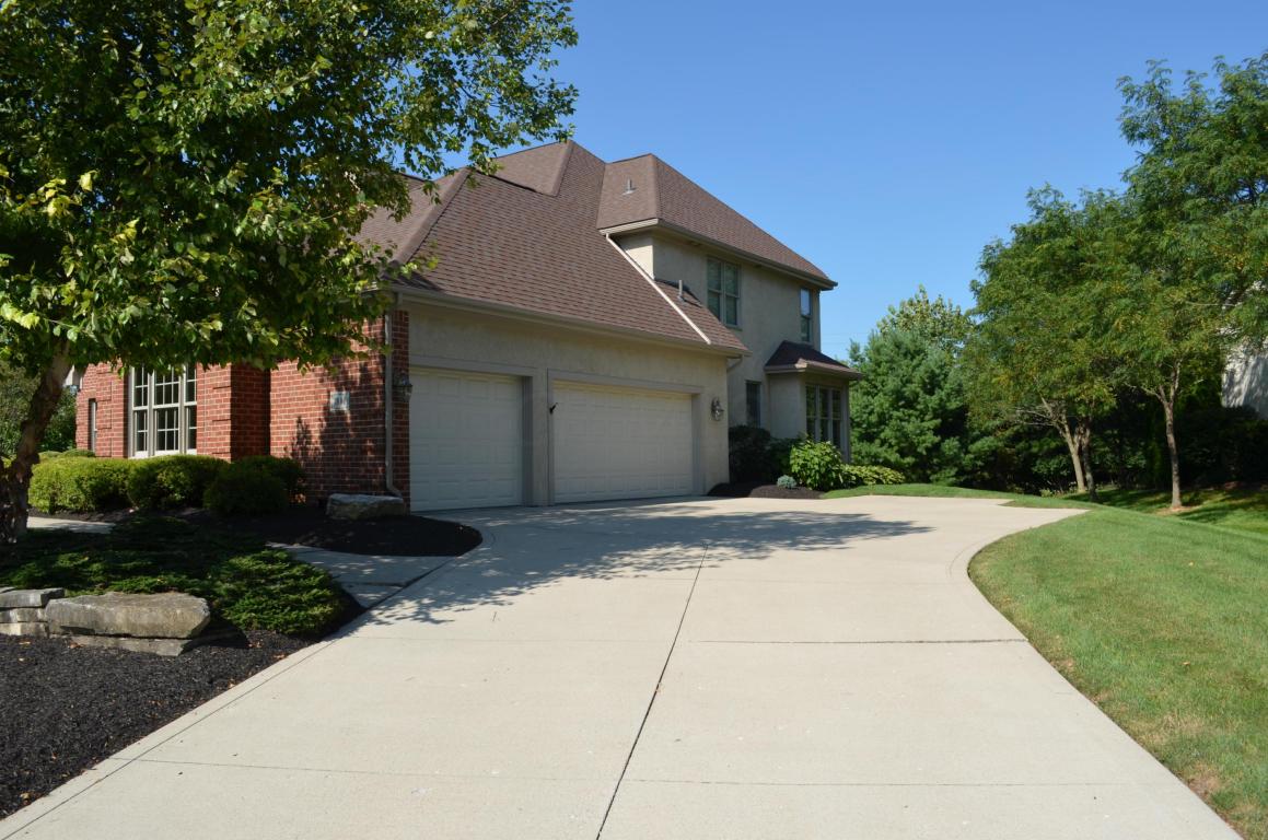7801 Holiston Ct, Dublin, OH 43016 photo 3
