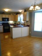 819 Buehler Dr, Delaware, OH 43015 photo 8