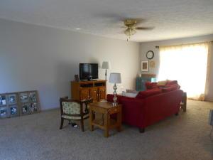 819 Buehler Dr, Delaware, OH 43015 photo 5