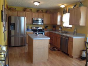 1042 Crossbrook Blvd, Galloway, OH 43119 photo 6