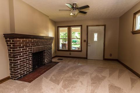 575 E Kossuth St, Columbus, OH 43206 photo 3