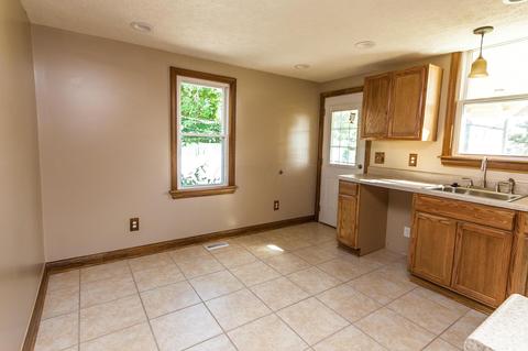 575 E Kossuth St, Columbus, OH 43206 photo 9