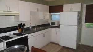 416 Ruth Ave, Circleville, OH 43113 photo 3