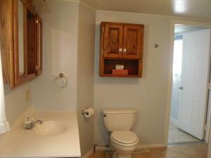 152 E High St, Circleville, OH 43113 photo 7