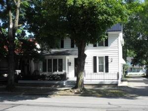 152 E High St, Circleville, OH 43113 photo 1