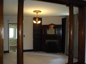 152 E High St, Circleville, OH 43113 photo 6