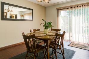 6756 Brampton Ct, Dublin, OH 43017 photo 10