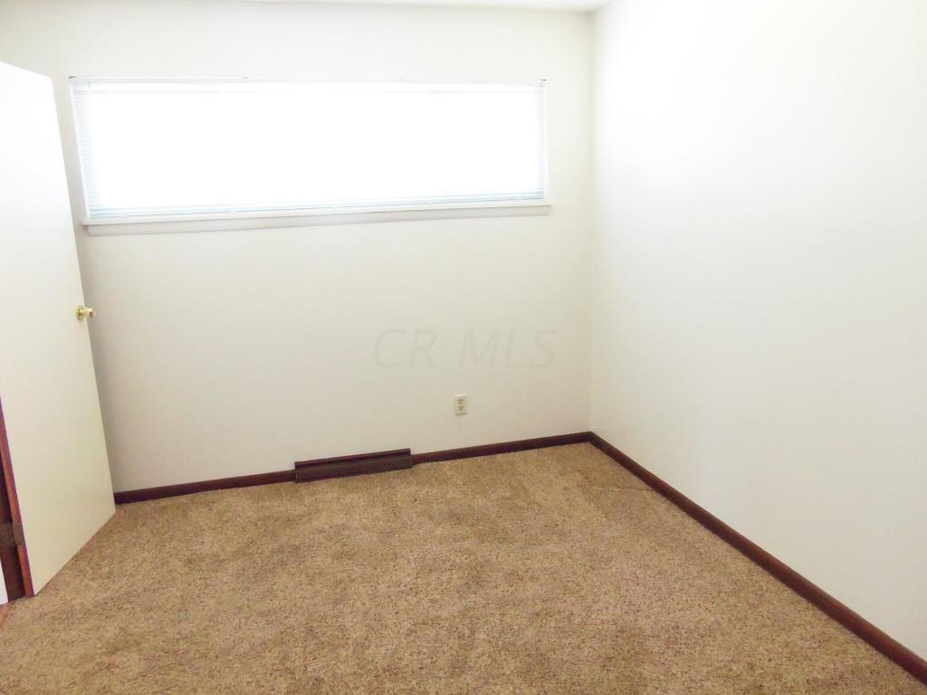 2115 Ryan Rd, Newark, OH 43055 photo 6
