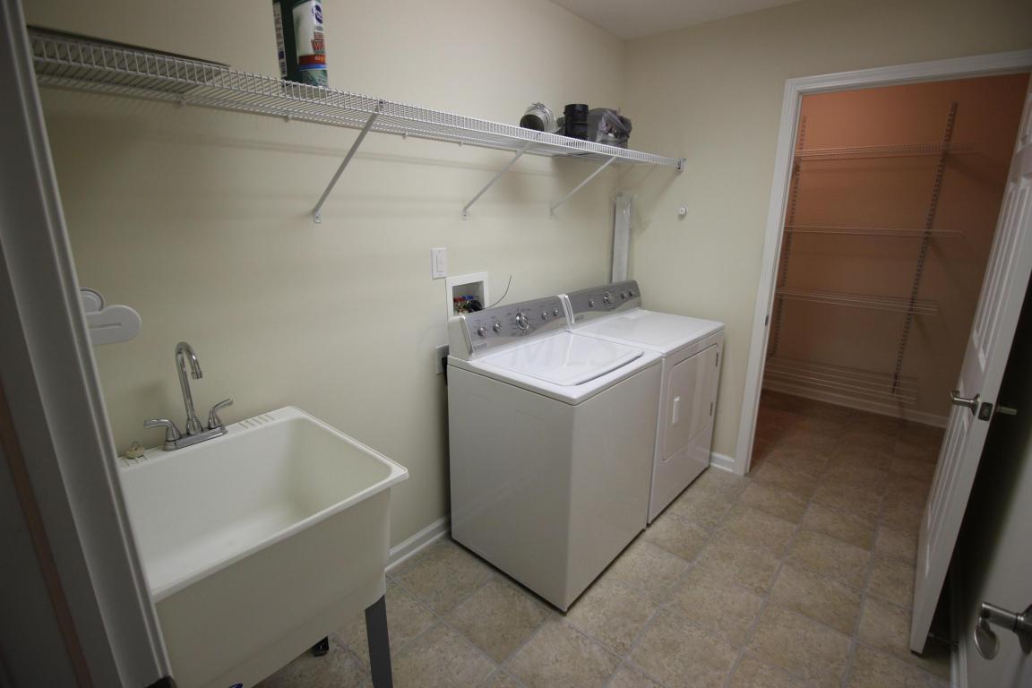 704 Leila Ln E, Heath, OH 43056 photo 27