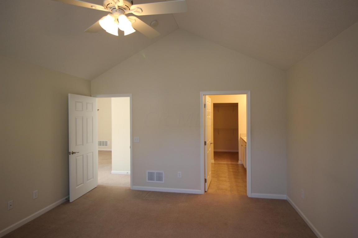 704 Leila Ln E, Heath, OH 43056 photo 25