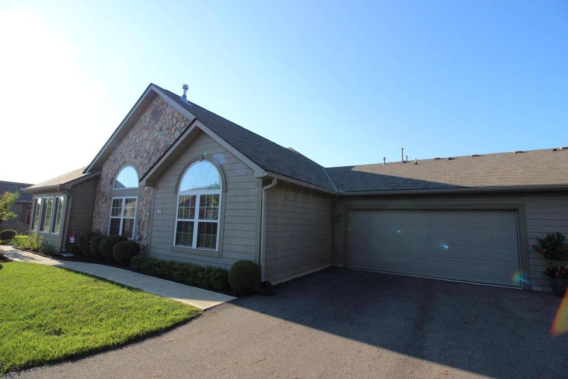 704 Leila Ln E, Heath, OH 43056 photo 2