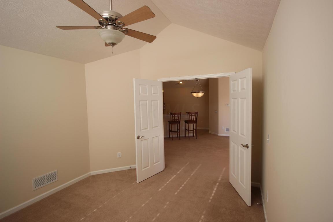 704 Leila Ln E, Heath, OH 43056 photo 17