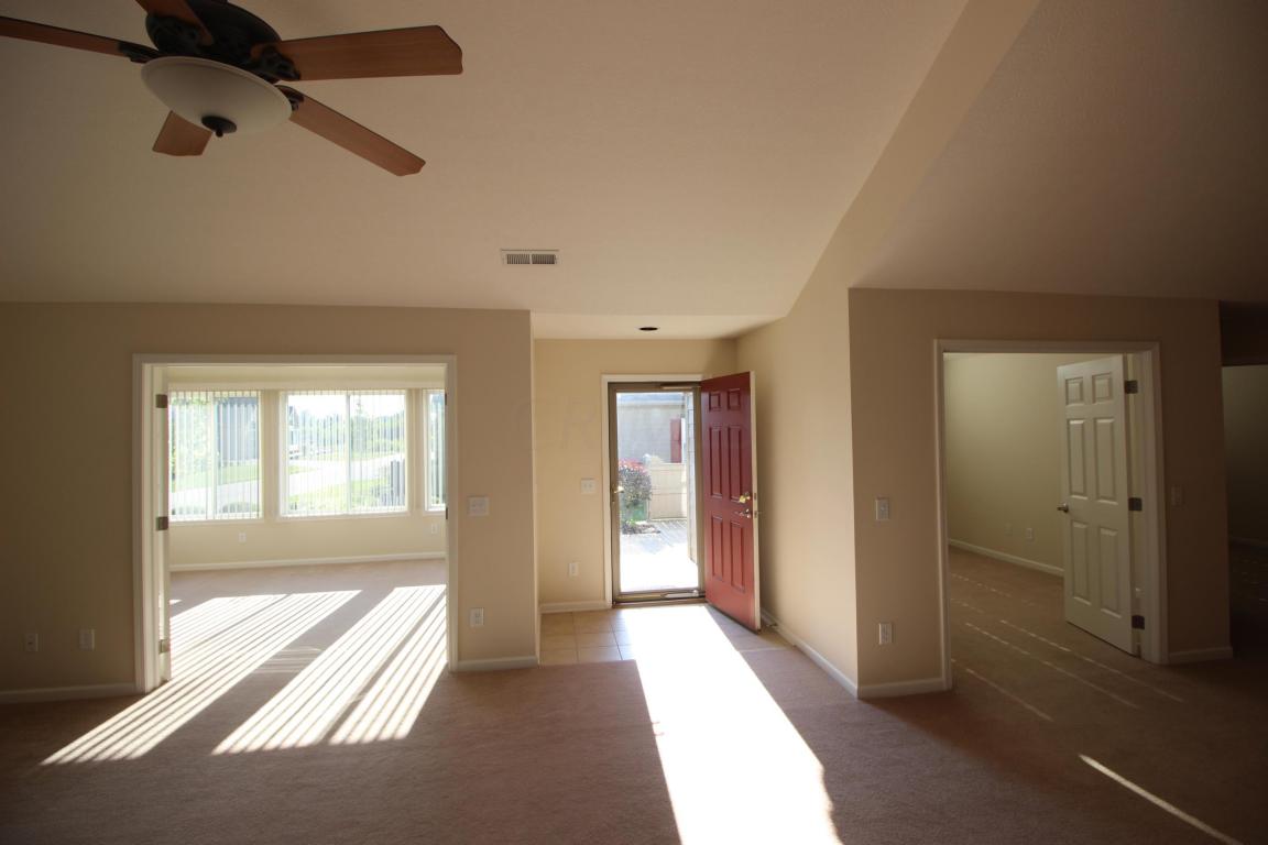 704 Leila Ln E, Heath, OH 43056 photo 8